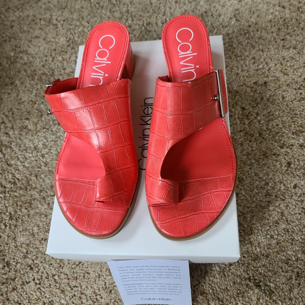 Calvin Klein Daria Croc Embossed Sandal Size 7.5